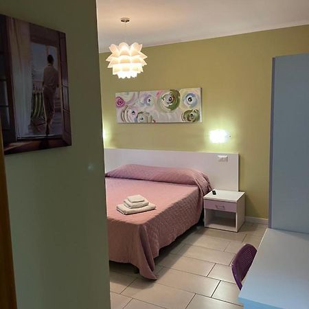 Lolly Bed & Breakfast Paravati Bagian luar foto